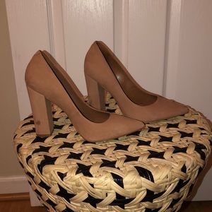 Steve Madden Primpy Block Pumps